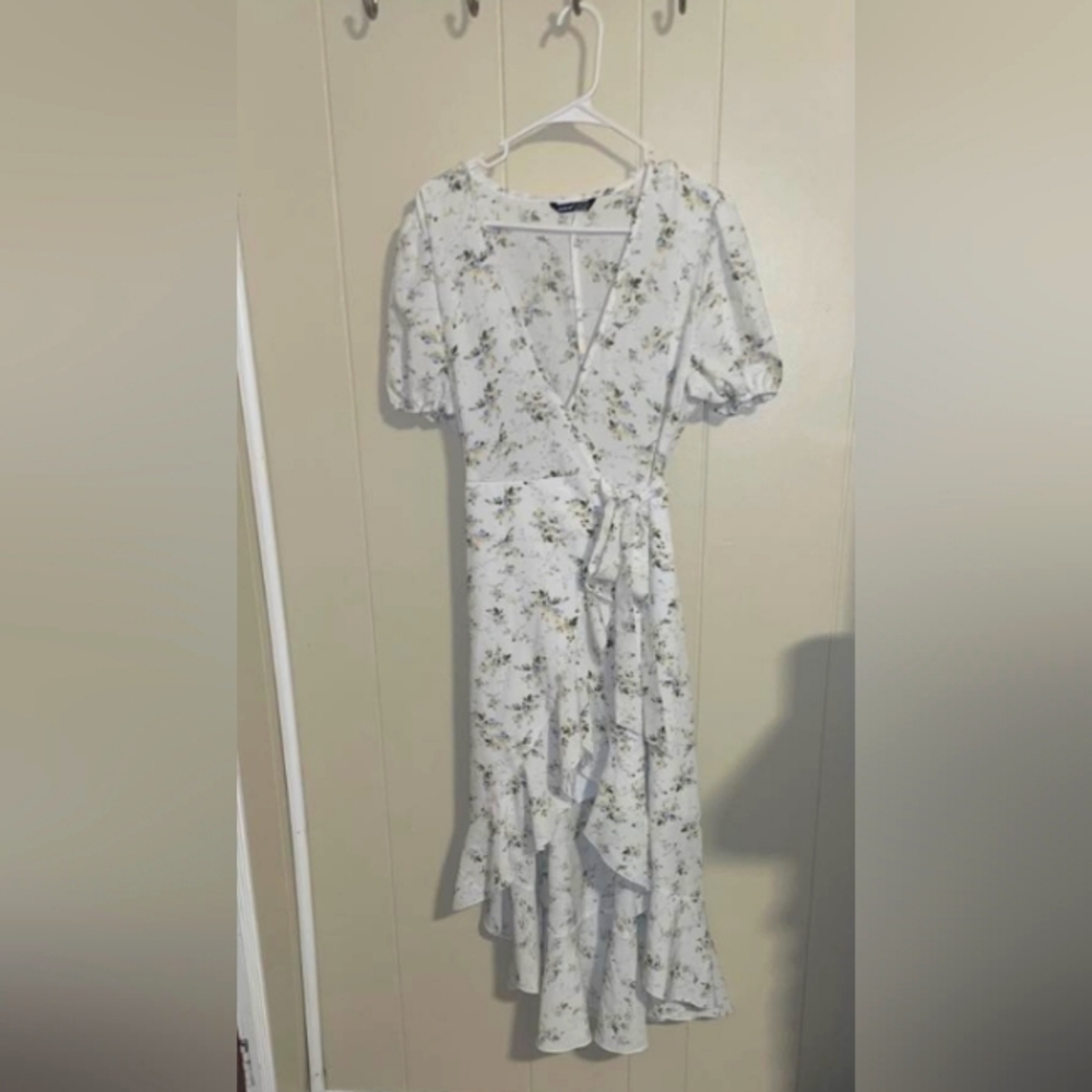 Floral Wrap Dress Size large